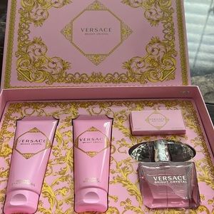 Versace Bright Crystal gift set